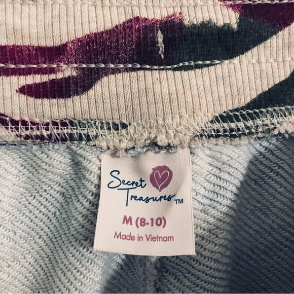 Women’s Zebra Sweat  short pull on three pockets beige. M (8-10) - Picture 3 of 3